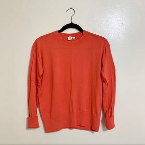 Gap sweater